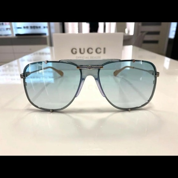 Authentic Gucci sunglasses - Picture 4 of 11
